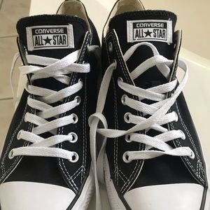 Men’s Converse sneakers